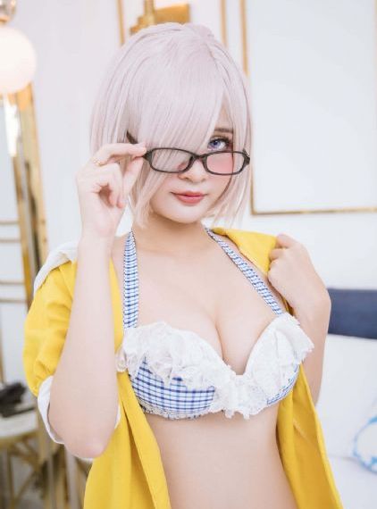 漂亮保姆2